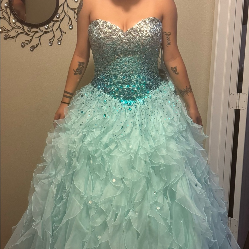 Quinceanera dress, Teal, Size 14, NWT; event was cancelled
